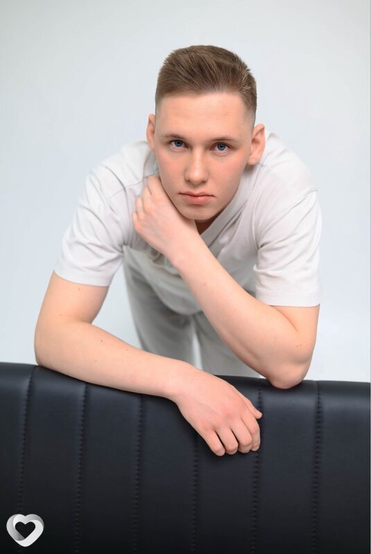Владислав, 23, Прокопьевске — анкета №3921658