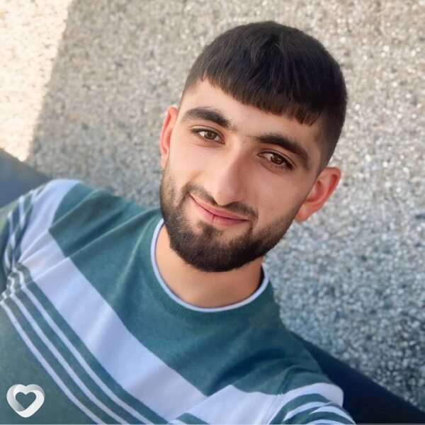 Нарек, 23, Омске — анкета №3922663