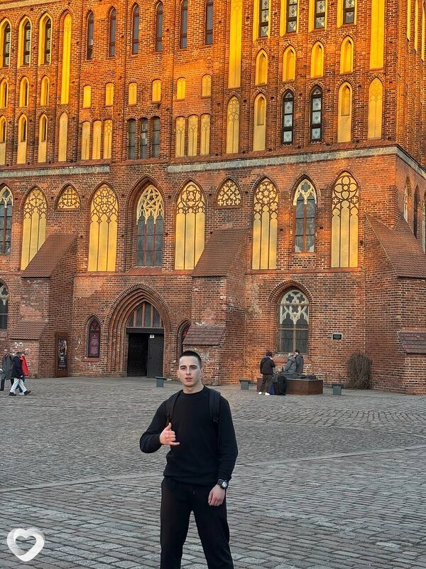 Ефим, 19, Калининграде — анкета №3922849