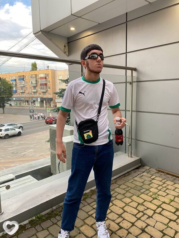Азиз, 25, Курске — анкета №3923225