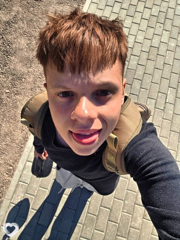 Андрей, 19, Минске — анкета №3923381