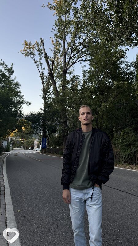 Артем, 31, Гродно — анкета №3923495