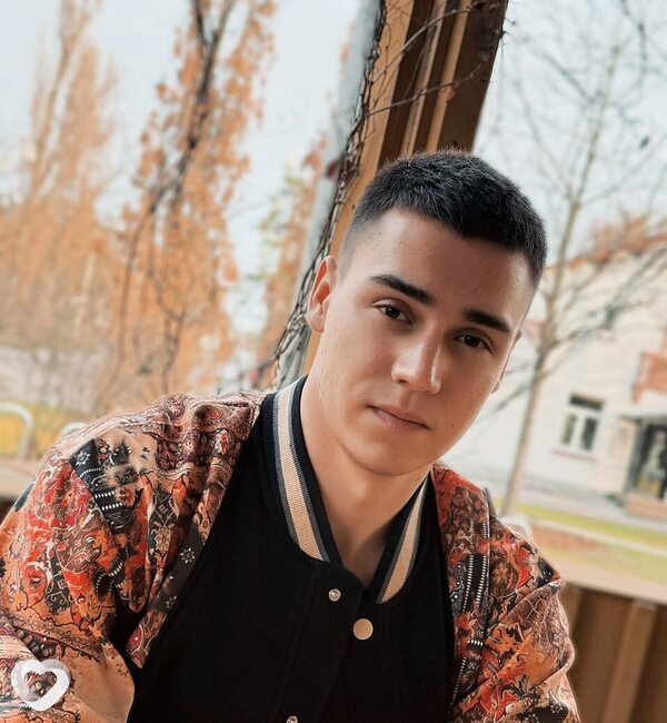 Саша, 26, Екатеринбурге — анкета №3924819