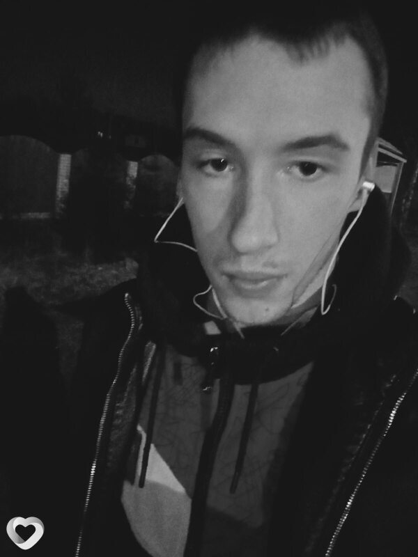 Виктор, 26, Ярославле — анкета №3925213