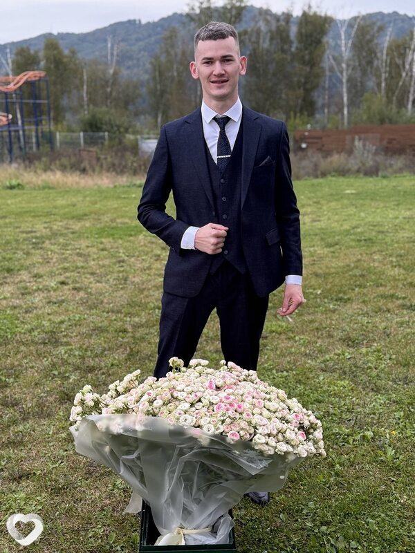 Евгений, 23, Барнауле — анкета №3925198