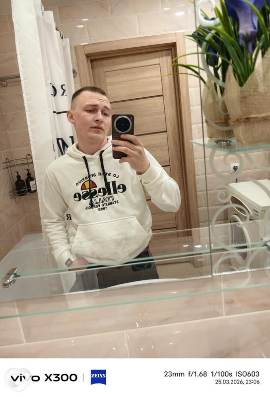 Ваня, 26, Коломне — анкета №3926675