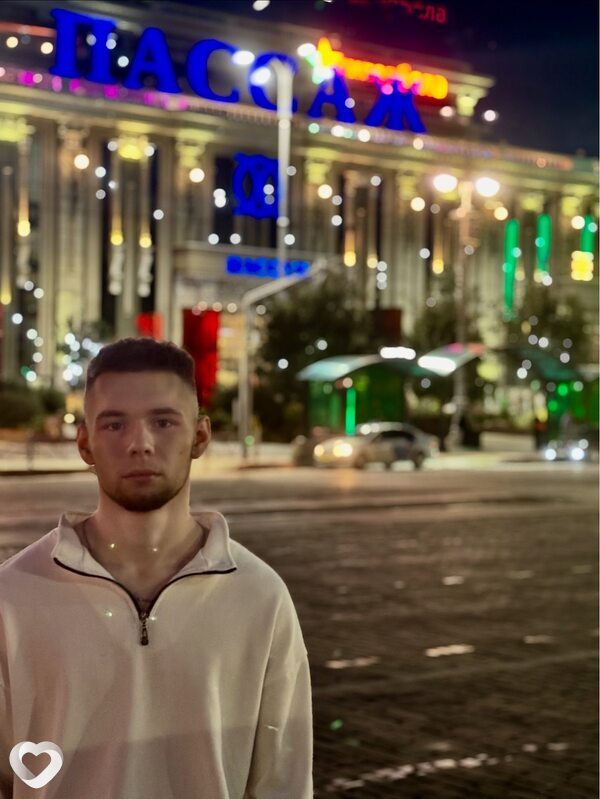 Кирилл, 21, Санкт-Петербурге — анкета №3926236