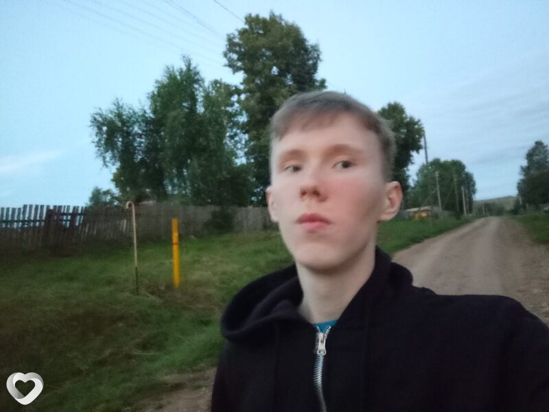 Максим, 20, Ижевске — анкета №3926537