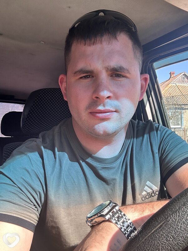 Artem, 29, Джанкое — анкета №3927146