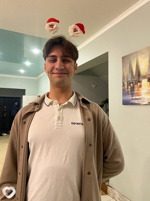 Анастас, 19, Москве — анкета №3928288