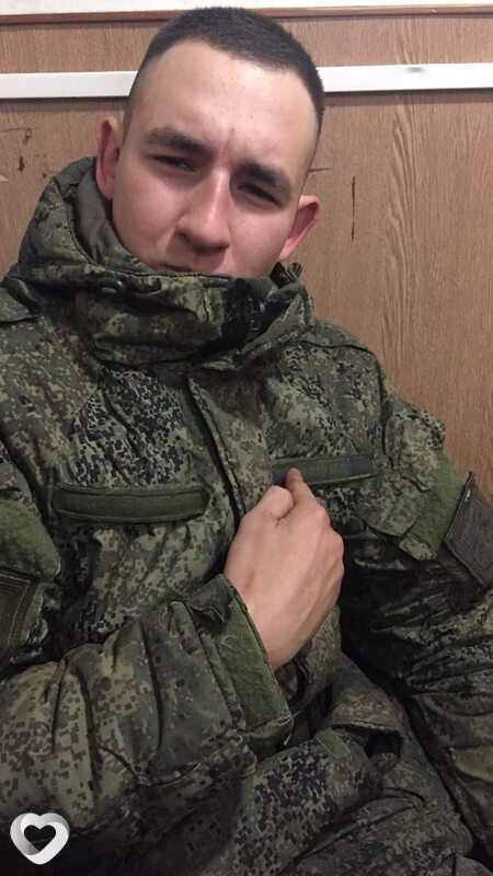 Максим, 23, Москве — анкета №3928704