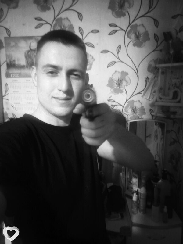 Влад, 22, Ижевске — анкета №3929427