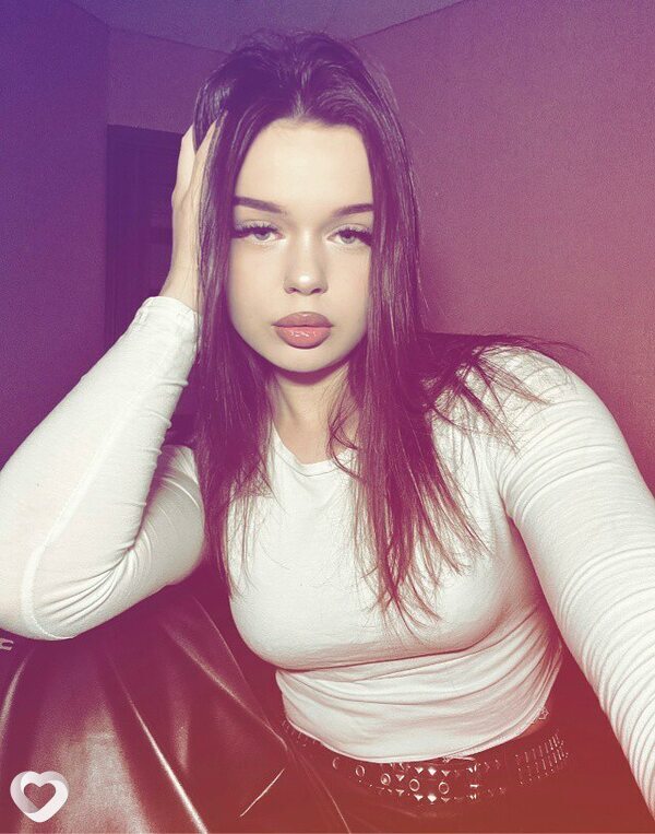 Соня, 21, Гомеле — анкета №3929400