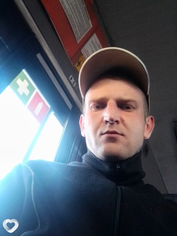 Илья, 29, Смолевичах — анкета №3929705