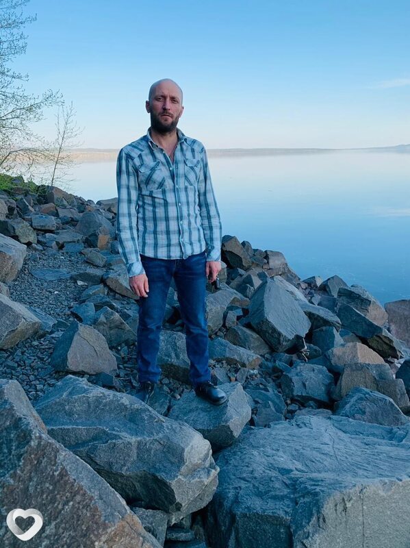 Артём, 41, Братске — анкета №3929931
