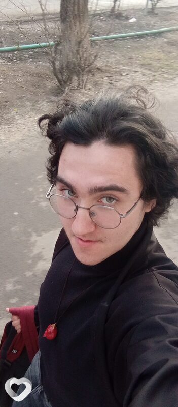 Артëм, 18, Волжском — анкета №3930074