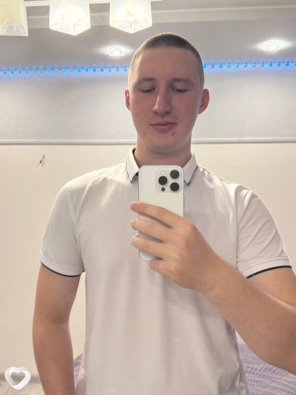 Александр, 22, Кирове — анкета №3930132