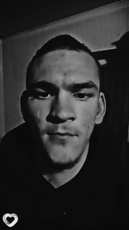 Богдан, 22, Кривое Роге — анкета №3930835