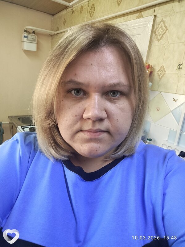 Лиза, 28, Каменске-Шахтинском — анкета №3930600