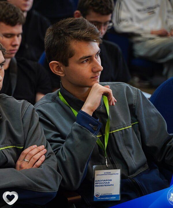 Ярослав, 18, Подольске — анкета №3930742