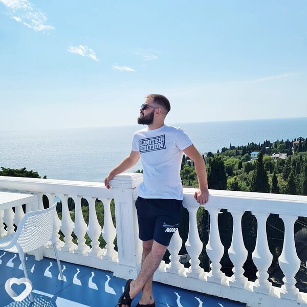 Денис, 29, Новороссийске — анкета №3930811