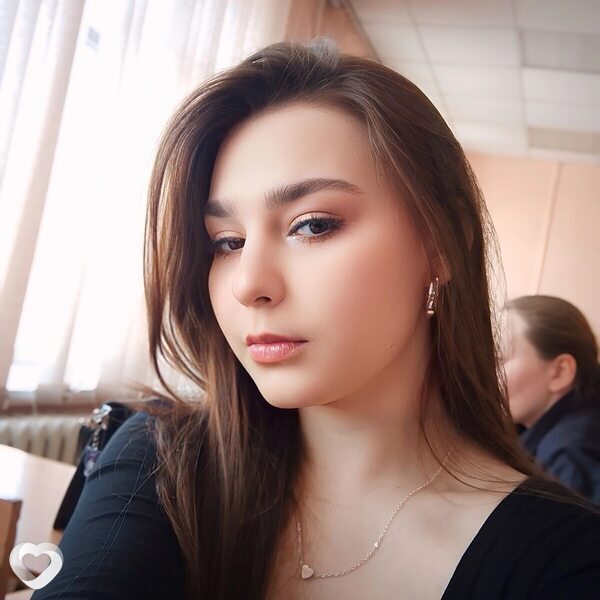 Полина, 18, Черногорске — анкета №3931100