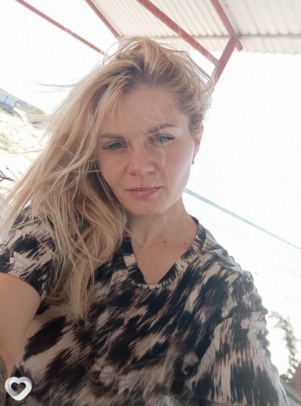 Карина, 31, Азове — анкета №3931212