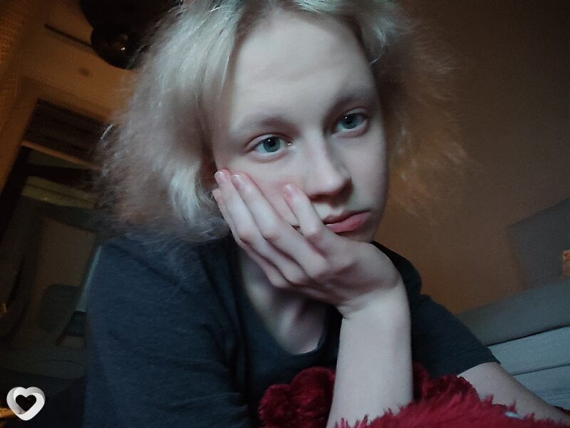 Алёна, 21, Екатеринбурге — анкета №3931272
