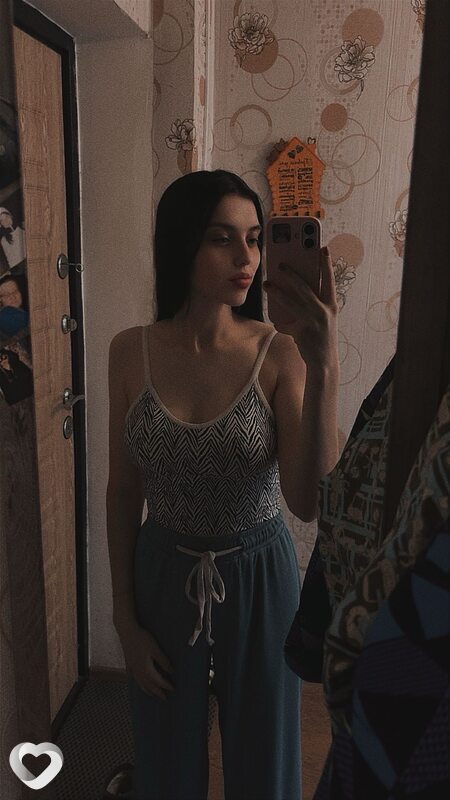 Елизавета, 22, Великом Новгороде — анкета №3931464