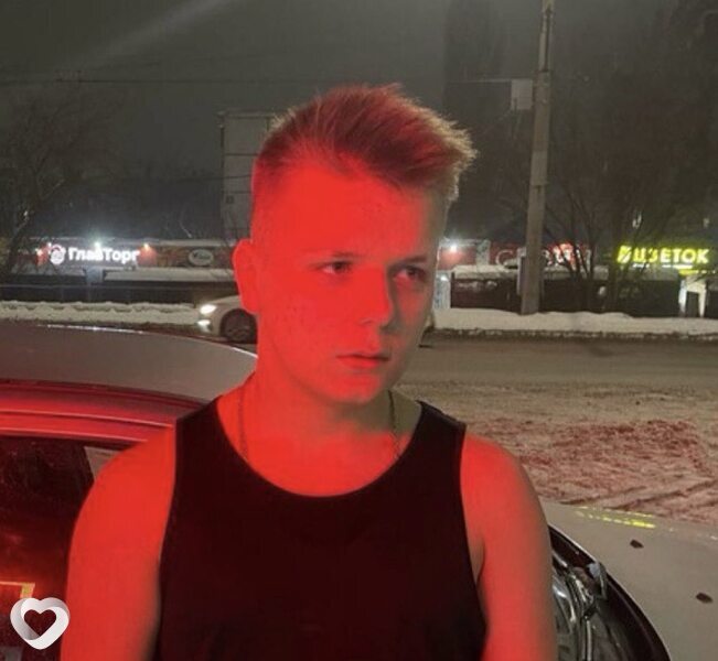 Дмитрий, 18, Оренбурге — анкета №3931574