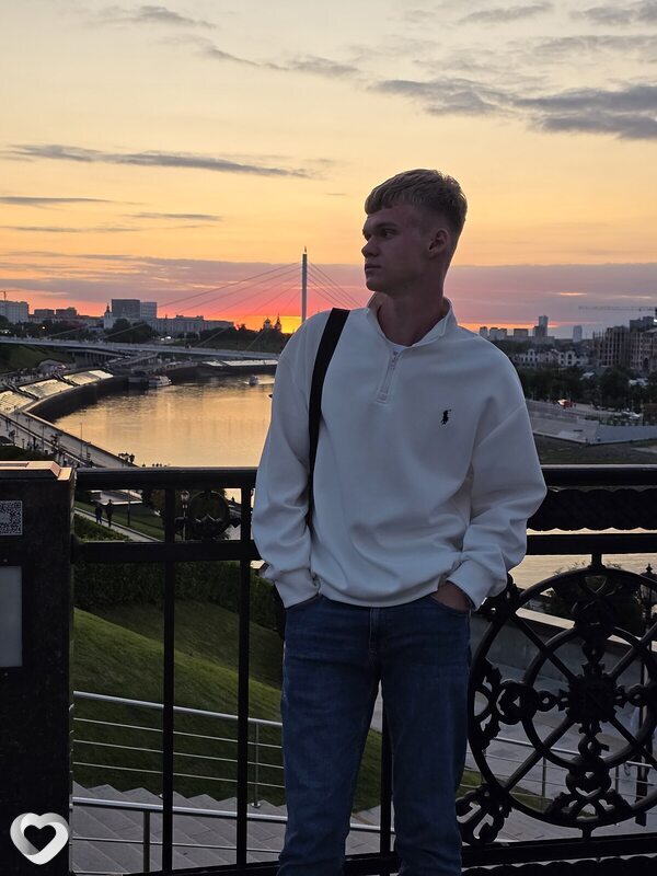 Даниил, 20, Екатеринбурге — анкета №3931540