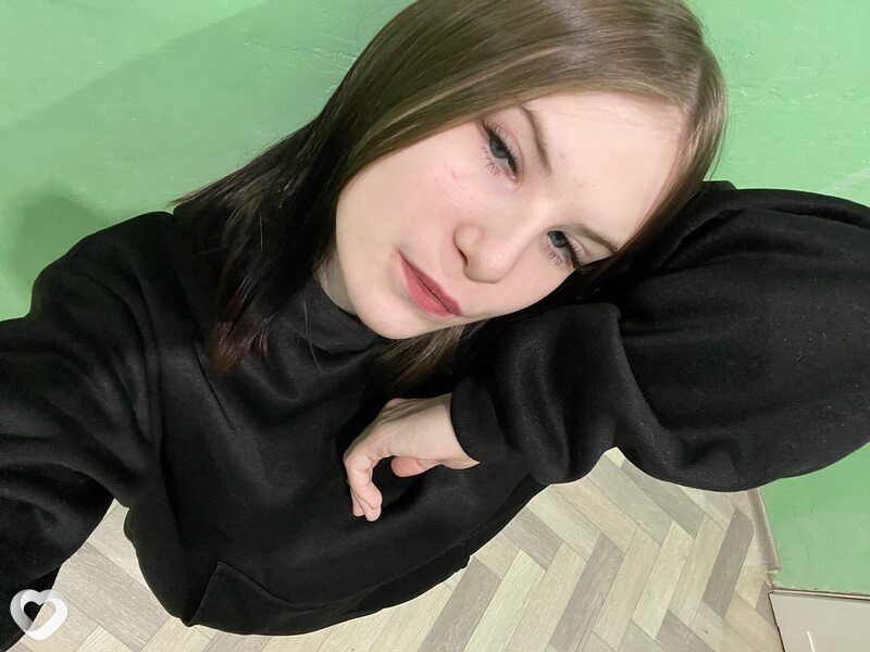 Екатерина, 21, Серове — анкета №3932590