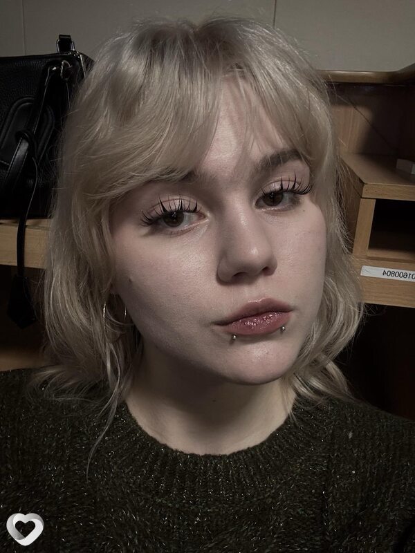 Лилиана, 18, Санкт-Петербурге — анкета №3935069