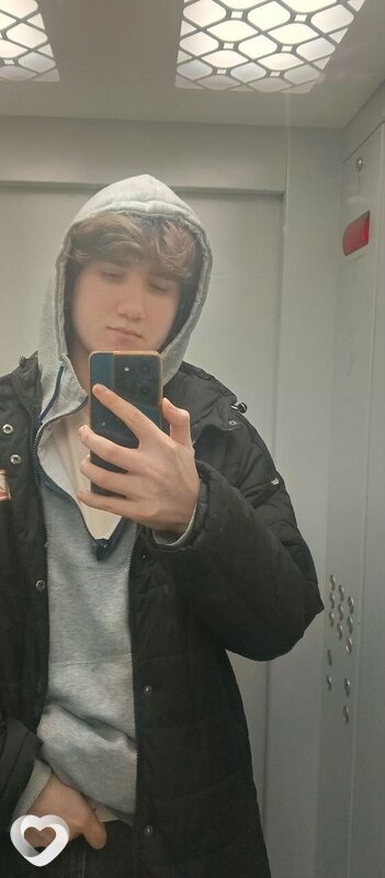 Михаил, 19, Чехове — анкета №3934924