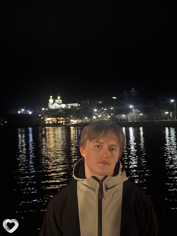 Алексей, 21, Новороссийске — анкета №3935731