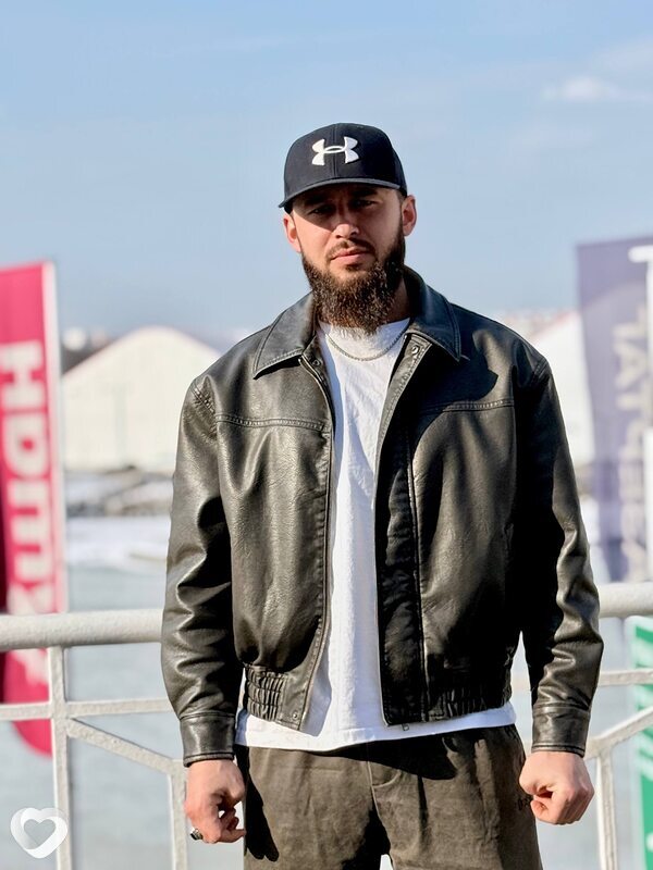 Ruslan, 29, Александрове — анкета №3935306