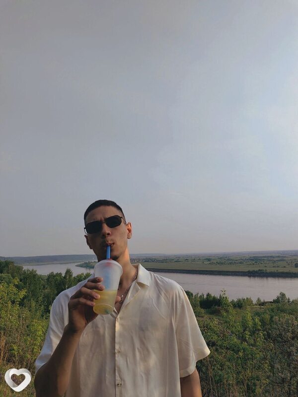 Артём, 27, Хабаровске — анкета №3935472