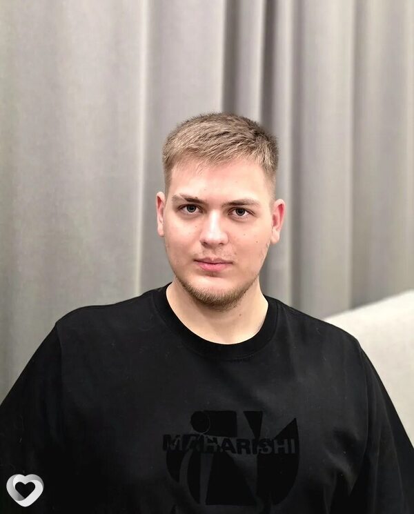 Даниил, 19, Москве — анкета №3935477