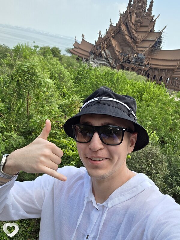 Артём, 27, Новосибирске — анкета №3936152
