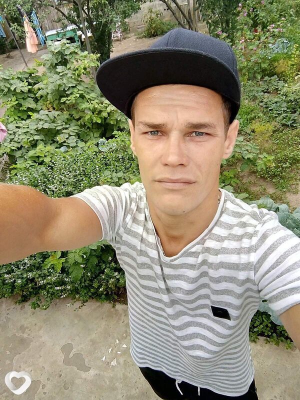 Артём, 36, Астрахани — анкета №3936078