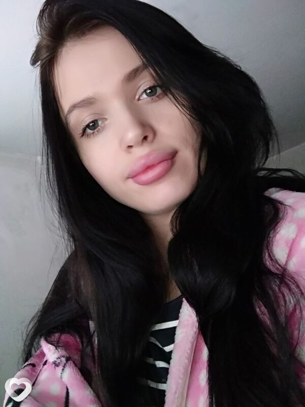 Маргарита, 25, Макеевке — анкета №3937130