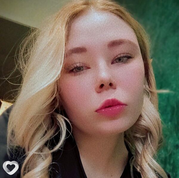 Карина, 25, Братске — анкета №3937380