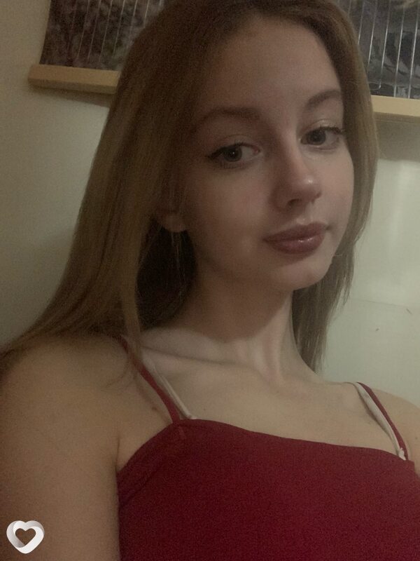 Полина, 18, Владивостоке — анкета №3937526