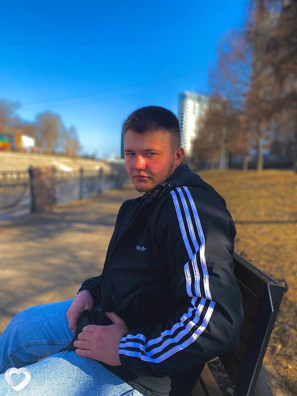 Илья, 23, Красноярске — анкета №3938090