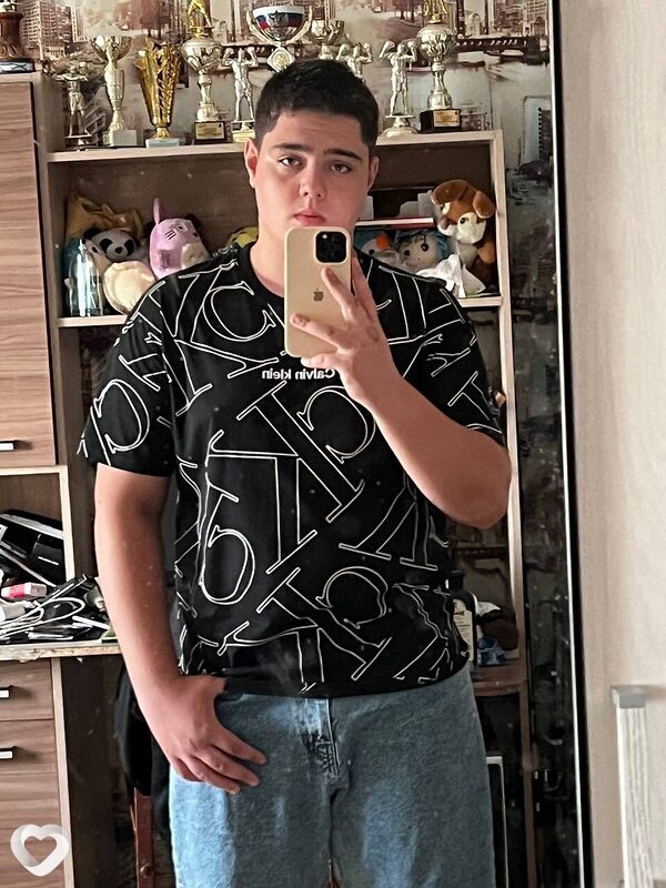 Константин, 18, Павлове — анкета №3939499