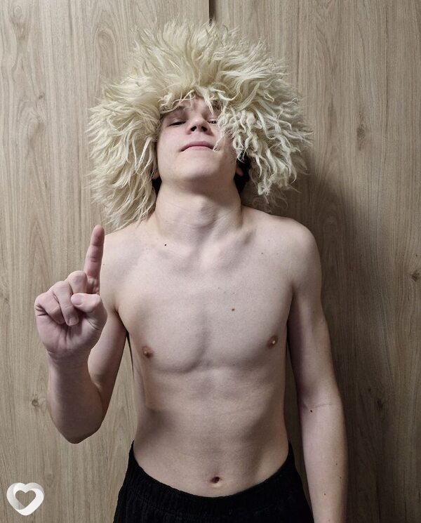 Лев, 18, Иркутске — анкета №4687282