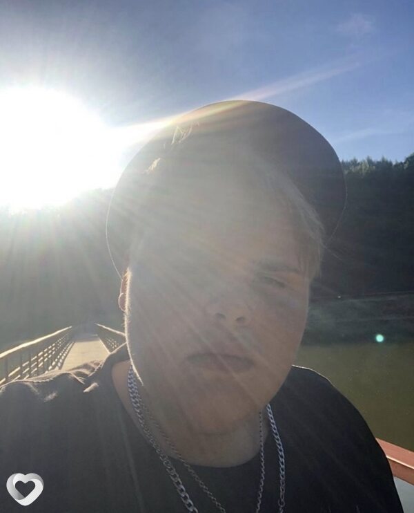 Константин, 20, Белгороде — анкета №3940383