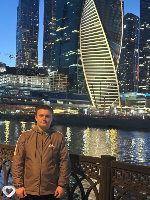 Иван, 21, Москве — анкета №3940388