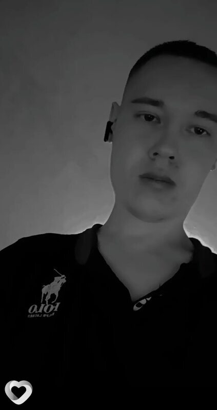 Денис, 27, Саянске — анкета №3940805