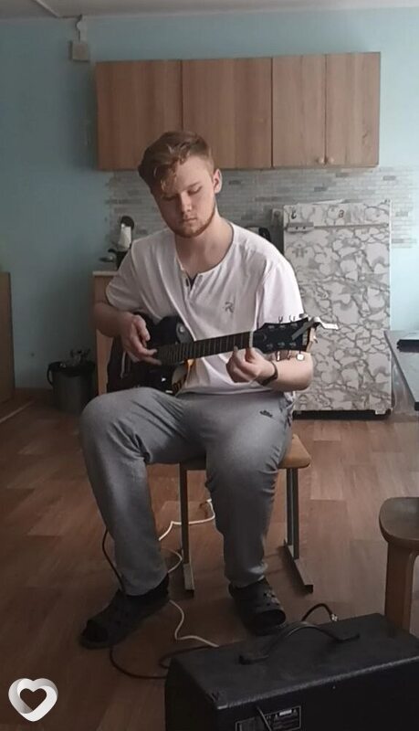 Руслан, 18, Барнауле — анкета №3941516